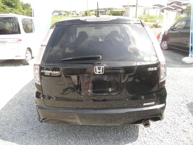 Honda ストリーム 3