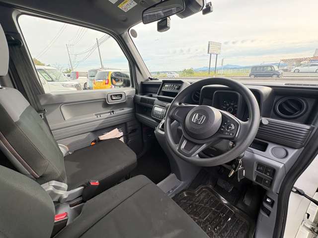 Honda N-VAN 8