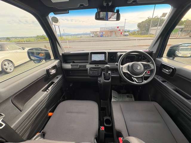 Honda N-VAN 8