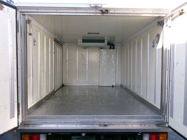 Mazda Bongo Truck 5