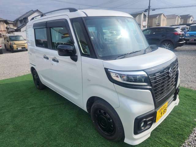 Suzuki Spacia Base 3