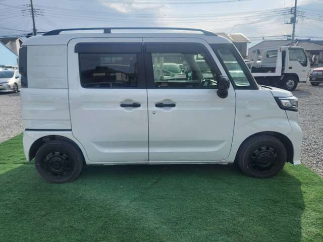 Suzuki Spacia Base 5
