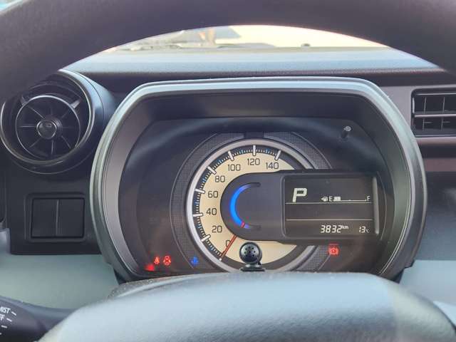 Suzuki Spacia Base 10