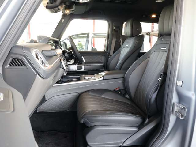Mercedes-Benz G-Class 11