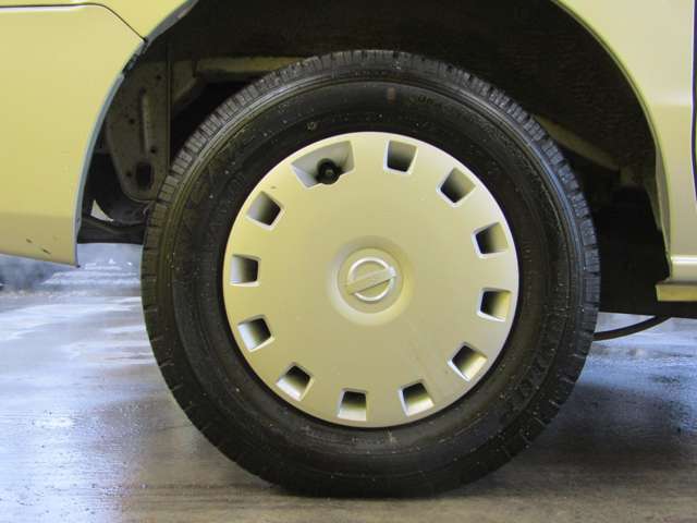 Nissan NV100 Clipper 12