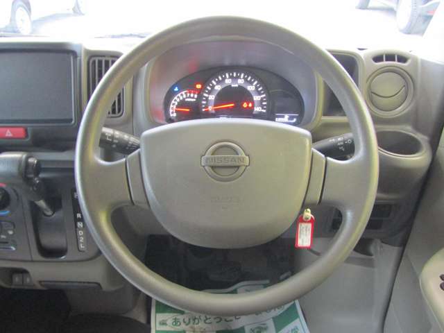 Nissan NV100 Clipper 5