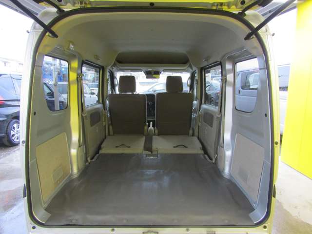 Nissan NV100 Clipper 10