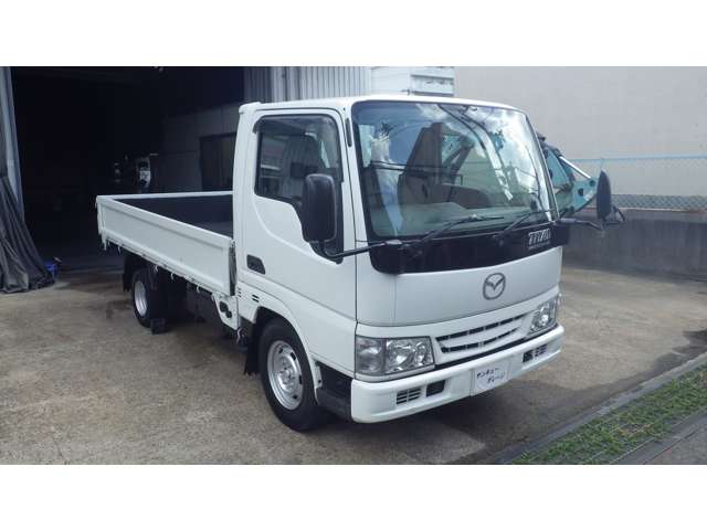 Mazda Titan Dash 2