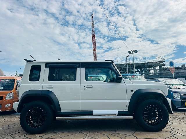 Suzuki Jimny Nomade 5