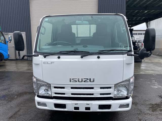 Isuzu Elf 2