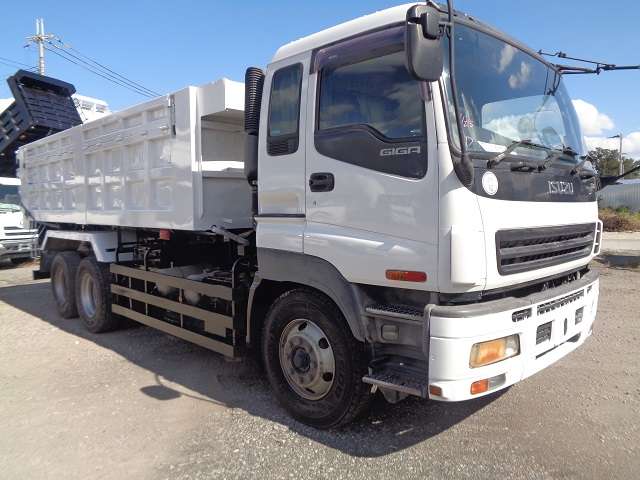 Isuzu Giga 2