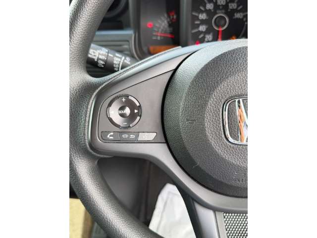 Honda N-VAN 8