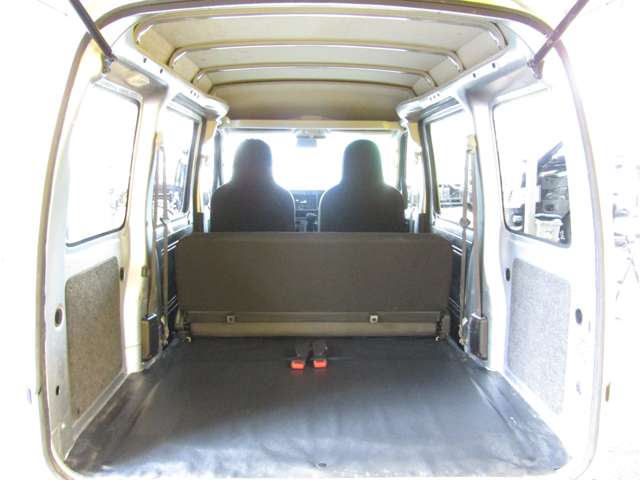 Toyota Pixis Van 9