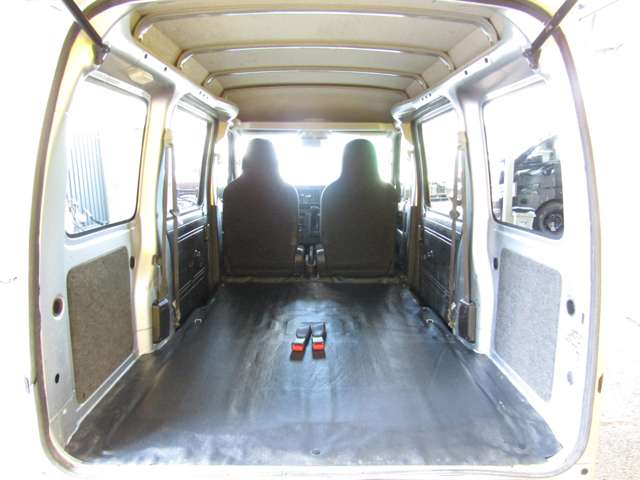 Toyota Pixis Van 10