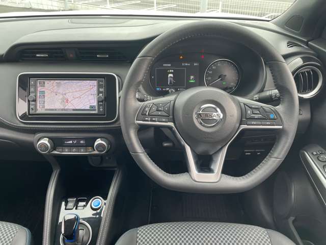 Nissan Kicks 4