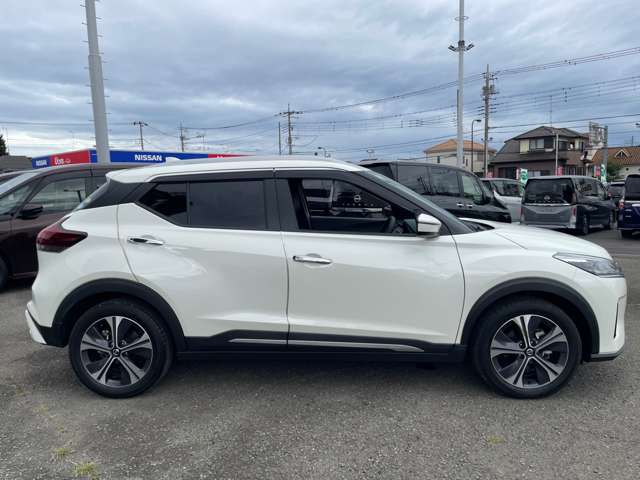 Nissan Kicks 5