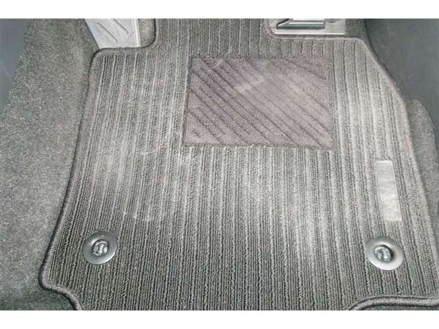 Toyota Harrier 9