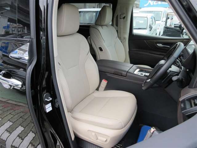 Toyota Alphard 12