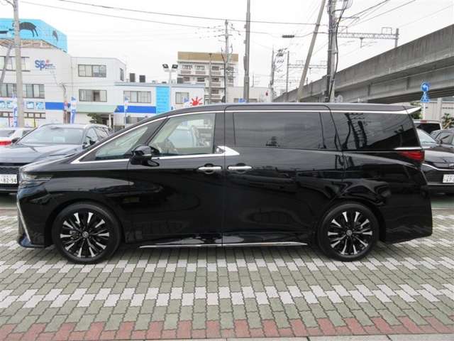 Toyota Alphard 7
