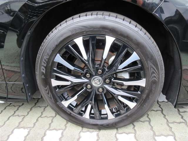 Toyota Alphard 8