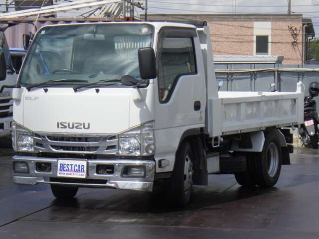 Isuzu Elf 4