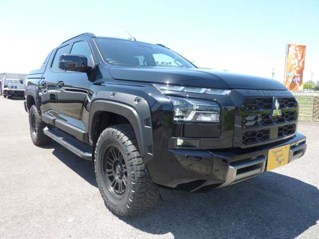 Mitsubishi Triton 6