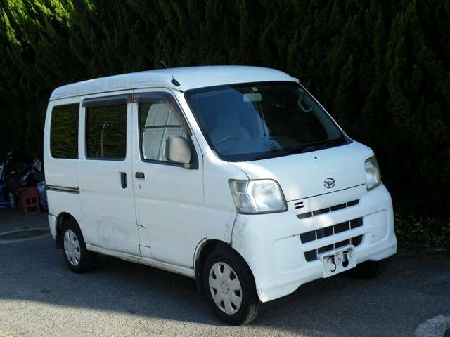 Daihatsu Hijet Cargo 10