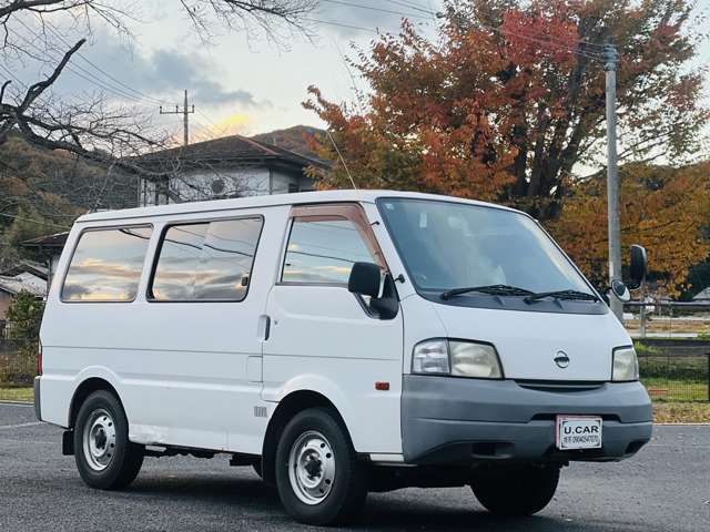 Nissan Vanette 8