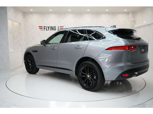 Jaguar F-Pace 7
