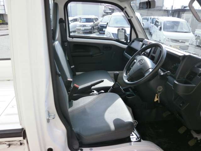 Daihatsu Hijet Truck 6