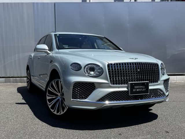 Bentley Bentayga 3