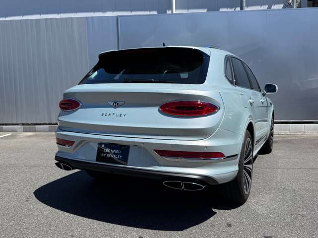 Bentley Bentayga 5