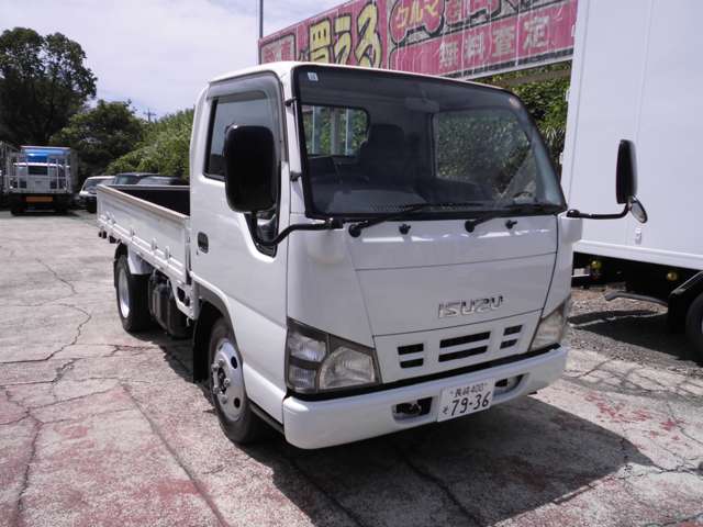 Isuzu Elf 12