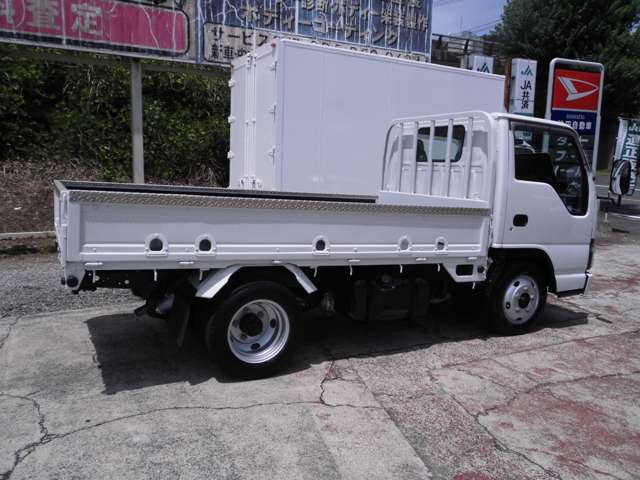 Isuzu Elf 9