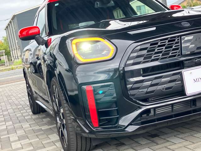 MINI Countryman 8