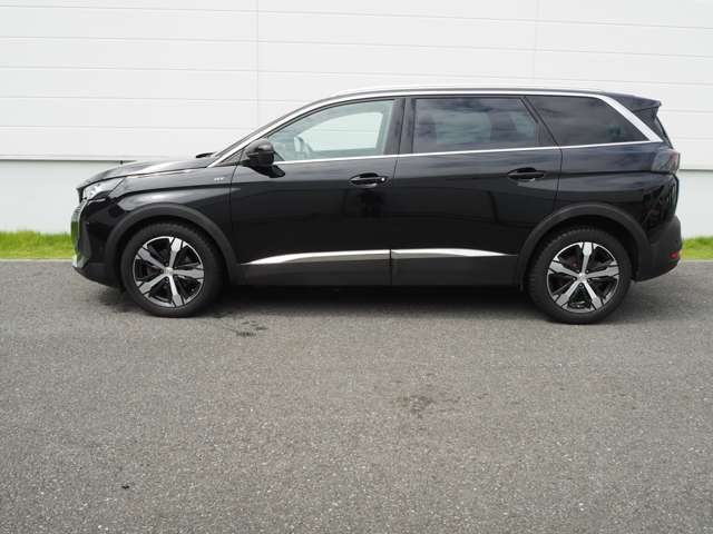 Peugeot 5008 8