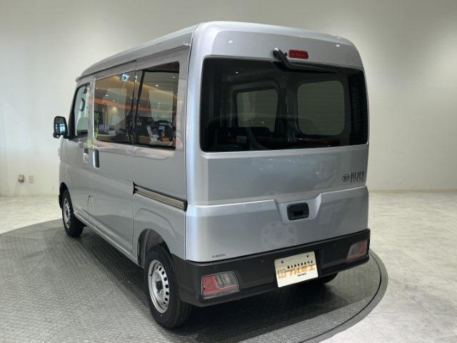 Daihatsu Hijet Cargo 10
