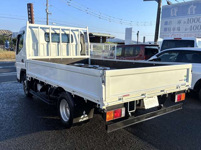 Mitsubishi Fuso Canter 4