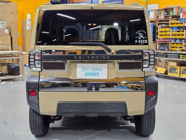 Daihatsu Taft 8