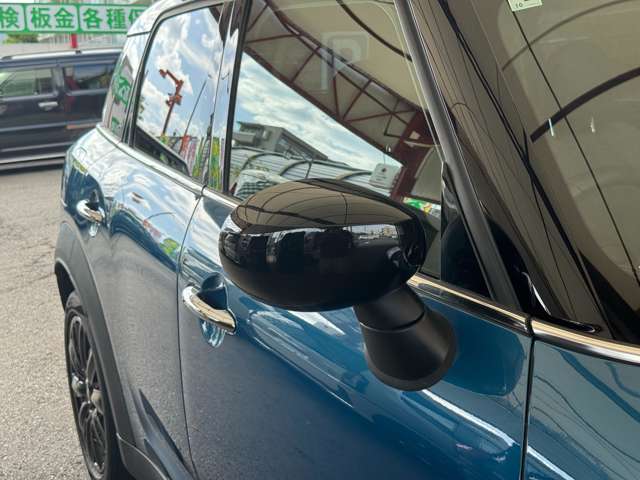 MINI Crossover 11