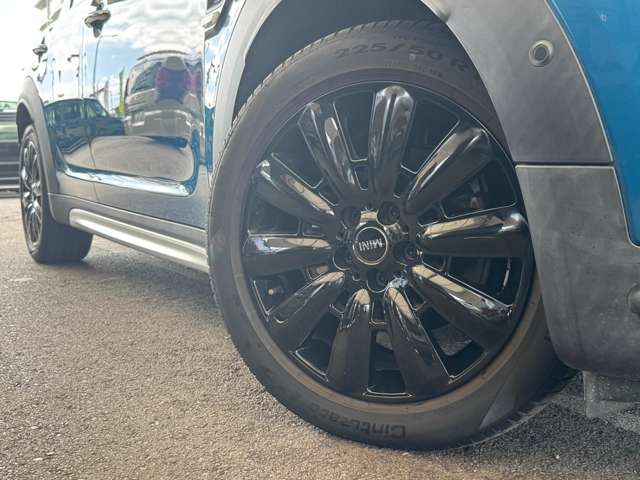 MINI Crossover 12