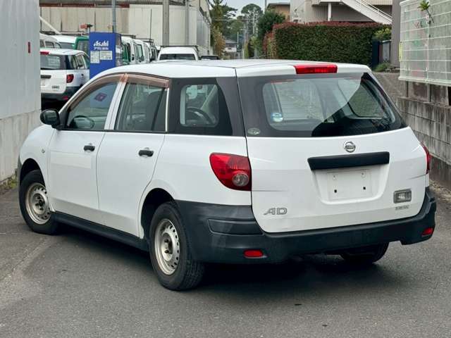 Nissan AD 6