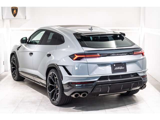 Lamborghini ウルス 9