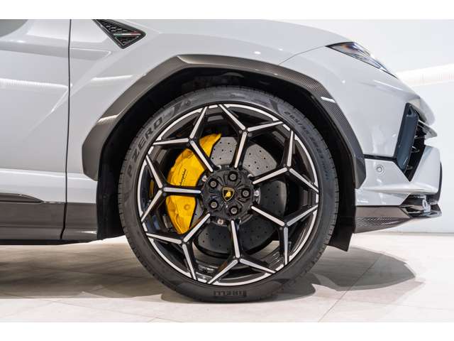 Lamborghini ウルス 10