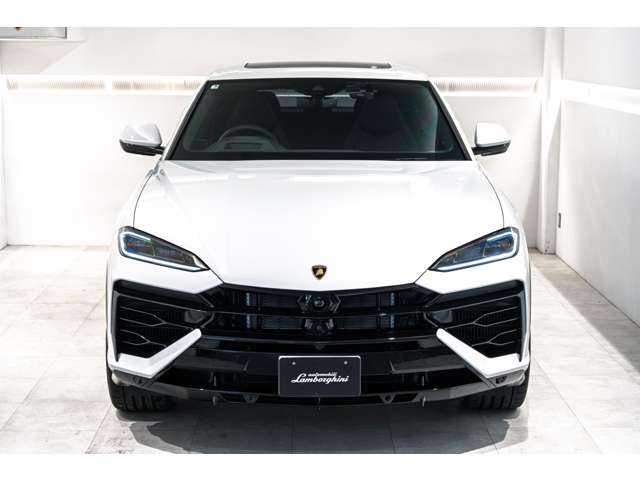 Lamborghini ウルス 6