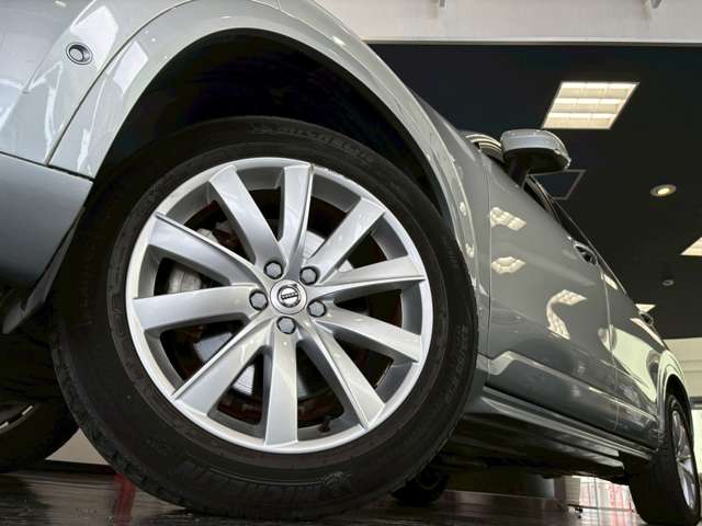 Volvo XC90 4