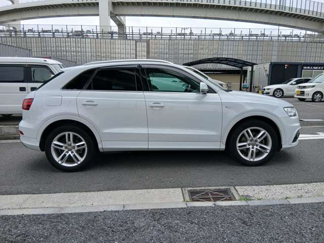 Audi Q3 9