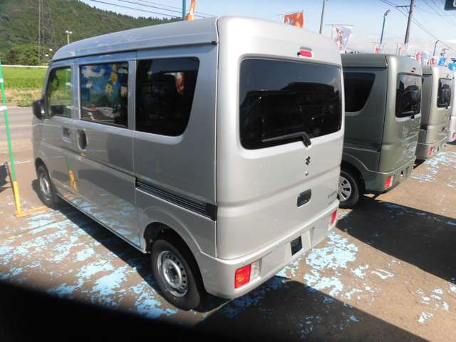 Suzuki Every 9