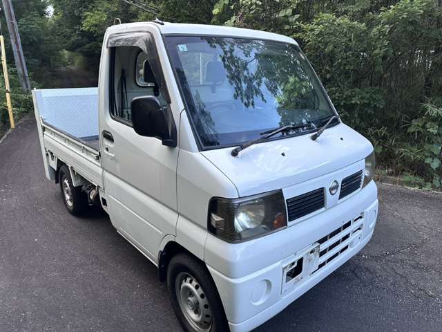 Nissan Clipper Truck 2