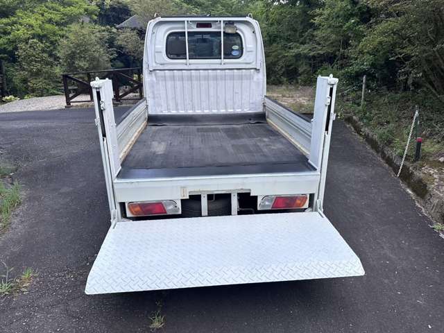 Nissan Clipper Truck 7